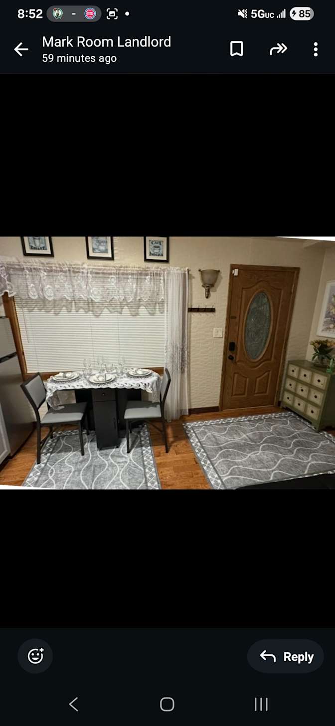 moise richardson's room