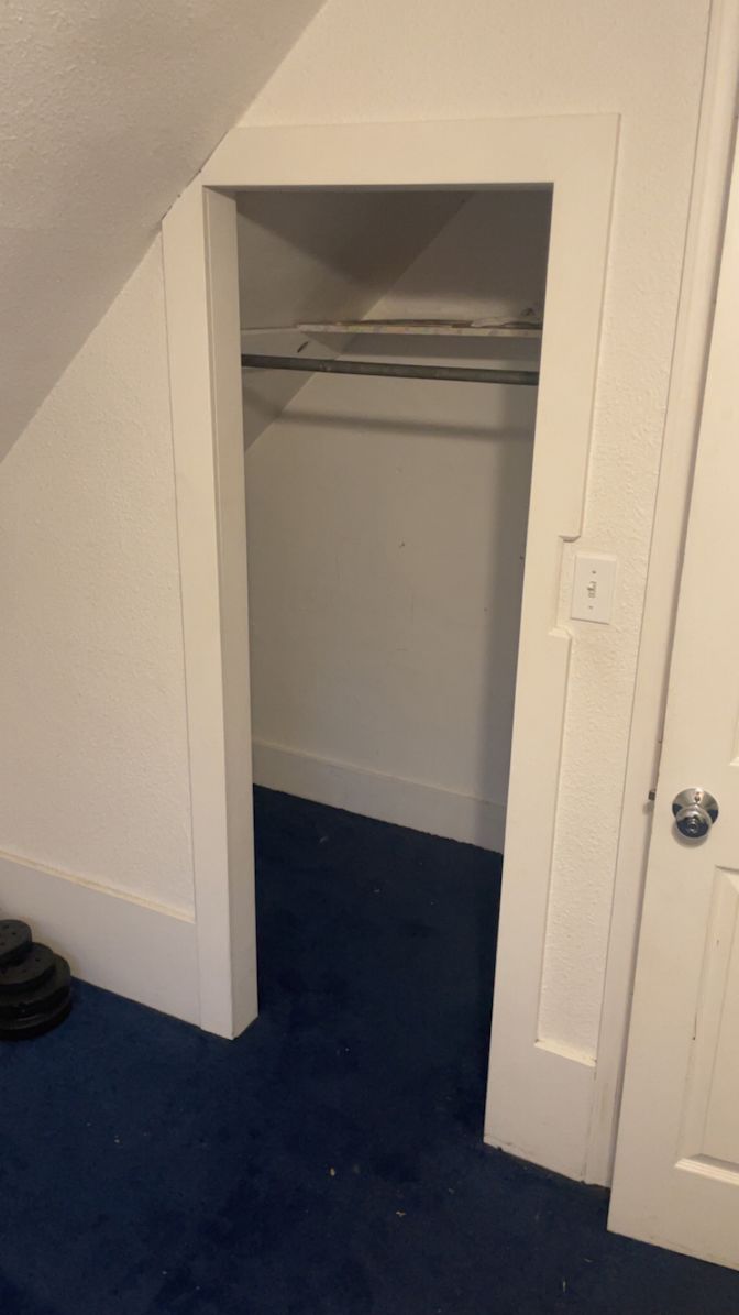 MARKESE's room