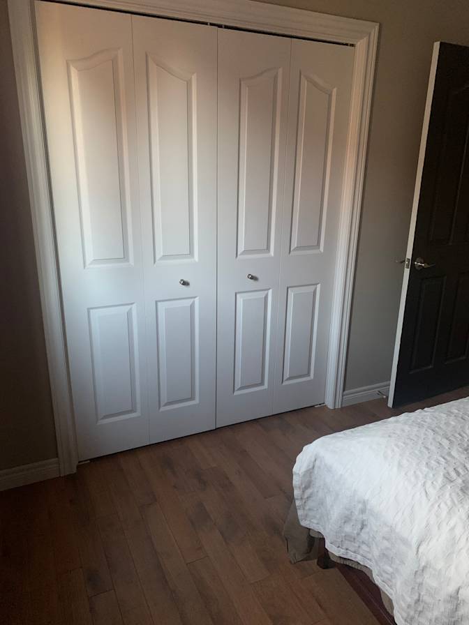 Bob's room