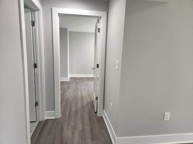 Tee's room