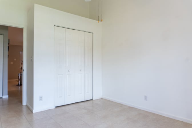 isabella distefano's room