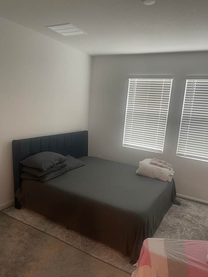 kevin james's room