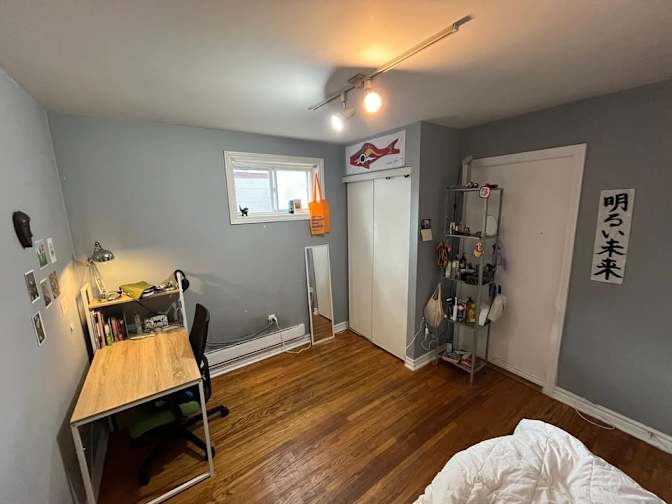 Dani's room