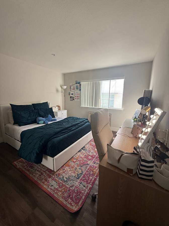 Joelle Andrien's room