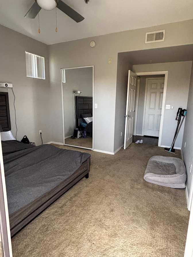 Des's room