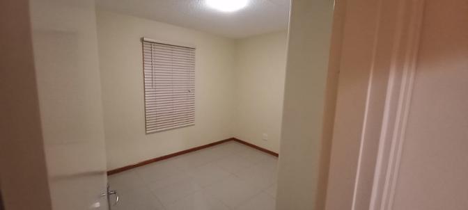 Itumeleng's room