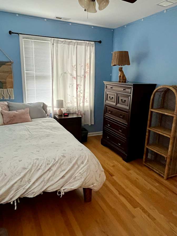 Jenifer Lloyd's room
