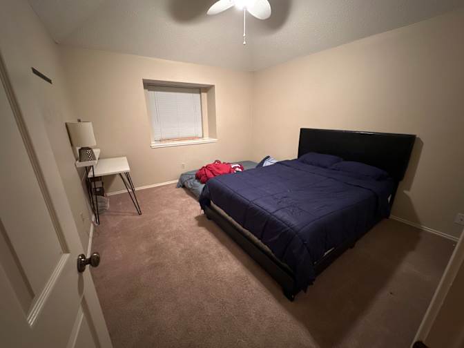 Chinda's room