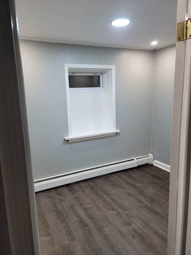 Nik's room