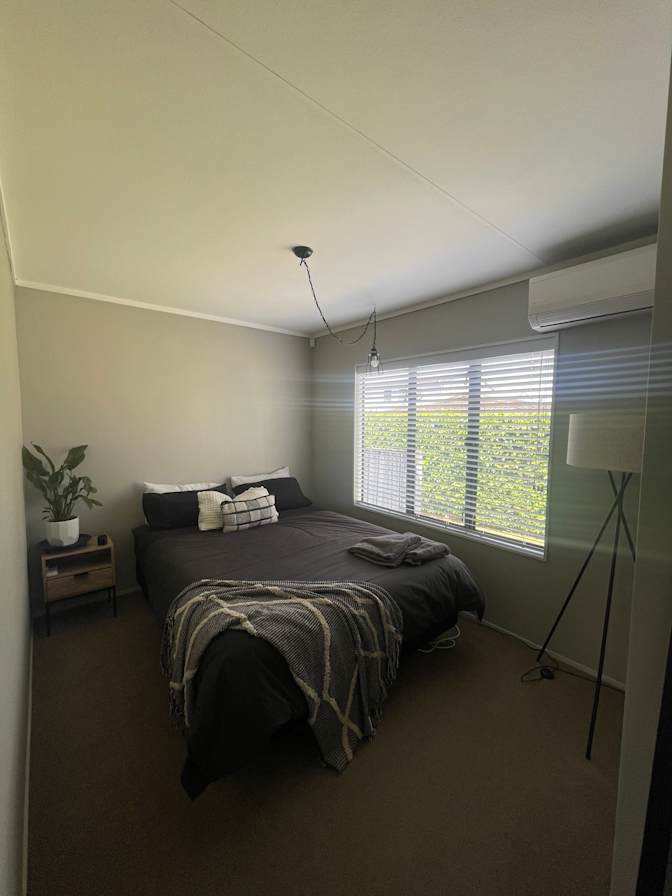 Tara's room