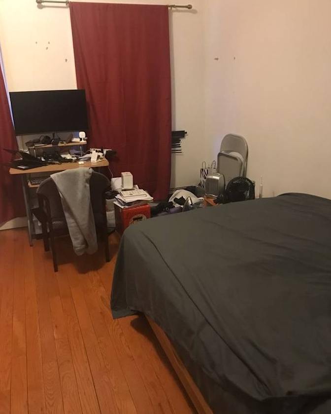 Furnished room heat water wifi included walk to PATH's room