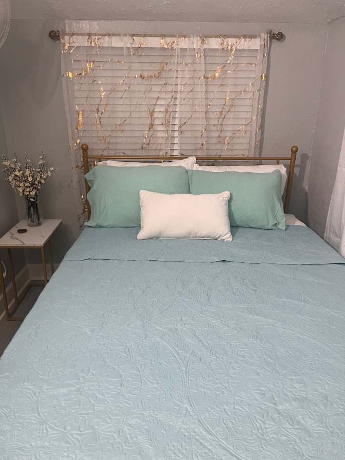A Place Called Home's room