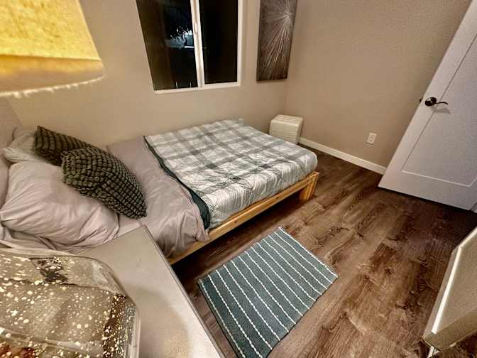 Jennifer's room