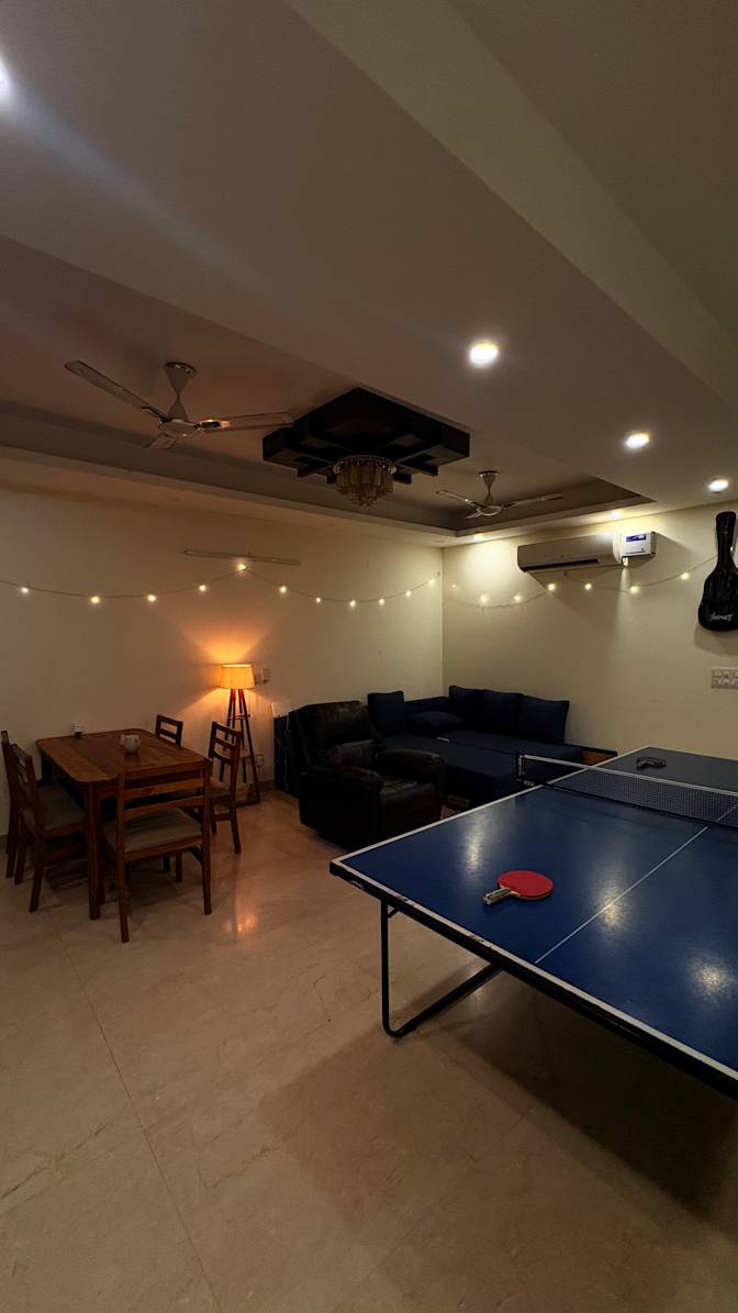 Abhinav's room