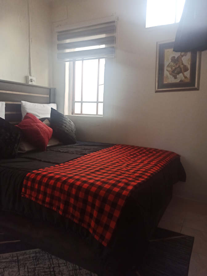 Vuyelwa's room