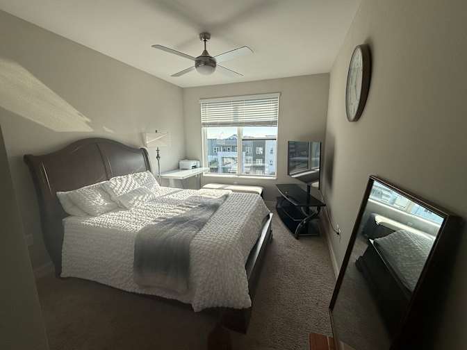 Clara Vera's room