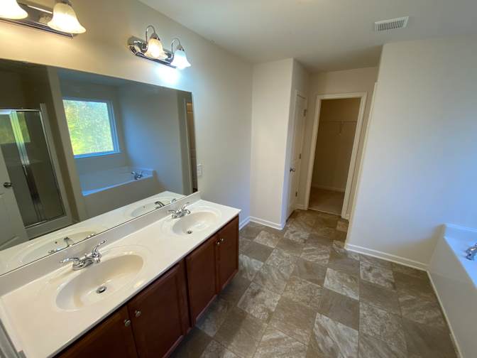 Alcove Rooms's room