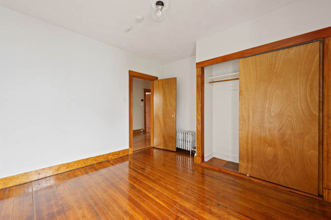 Sam June's room
