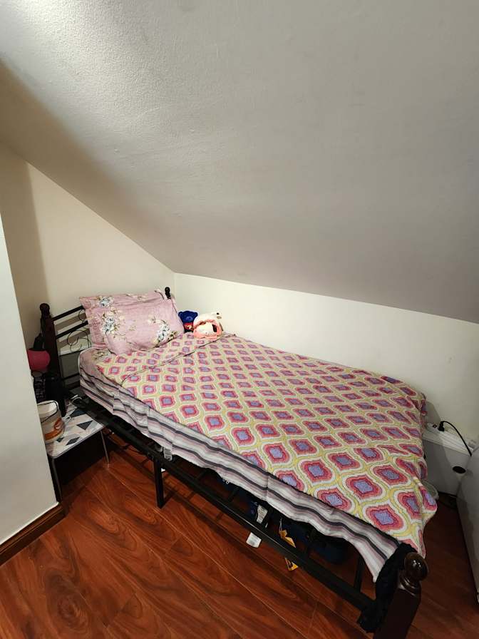 Jon Doe's room