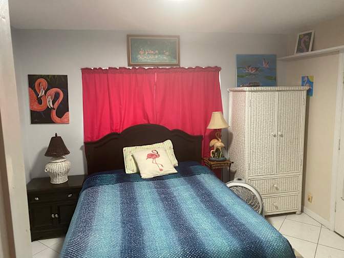 Julie Khan's room
