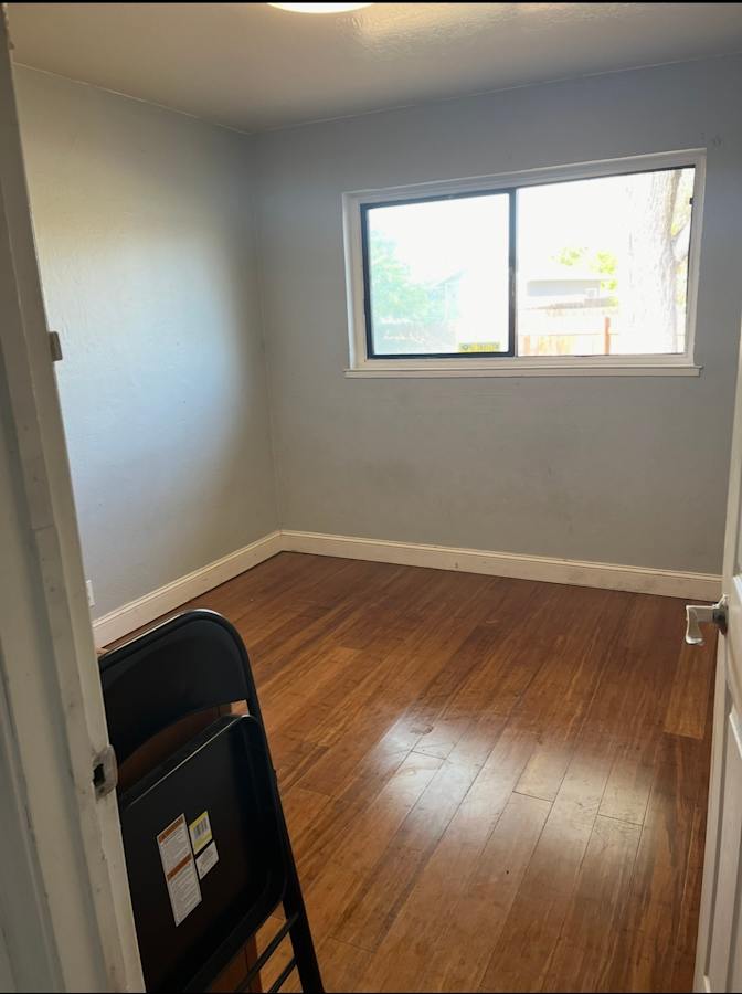 KyrieAnna's room