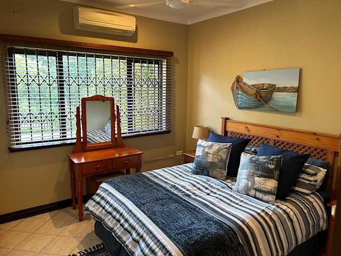 Theo van Zyl's room