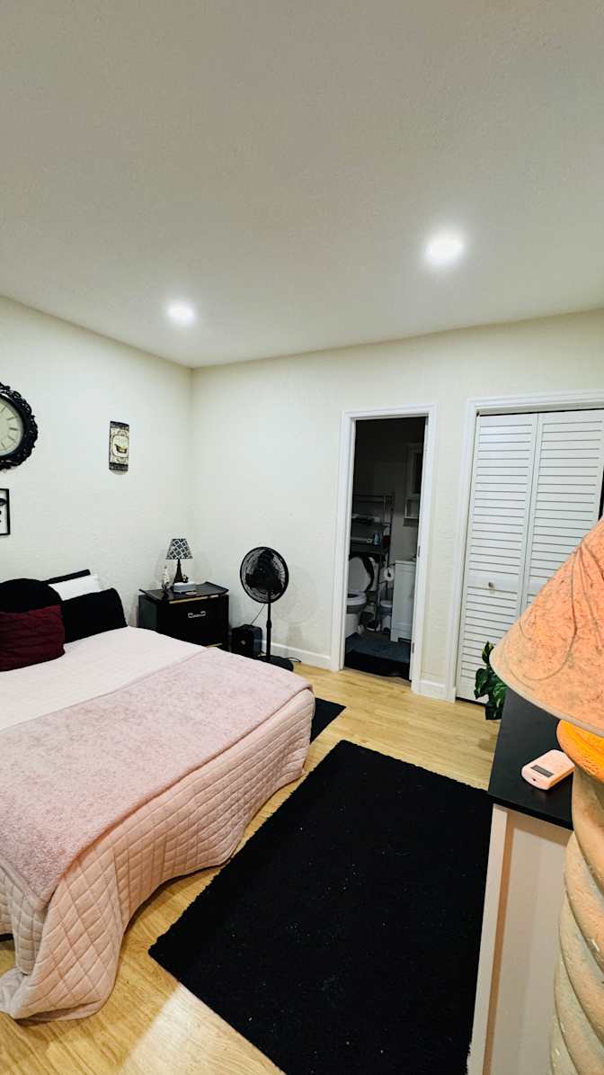 Carina's room