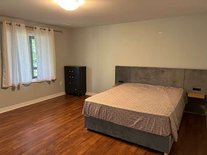 Carolyn's room