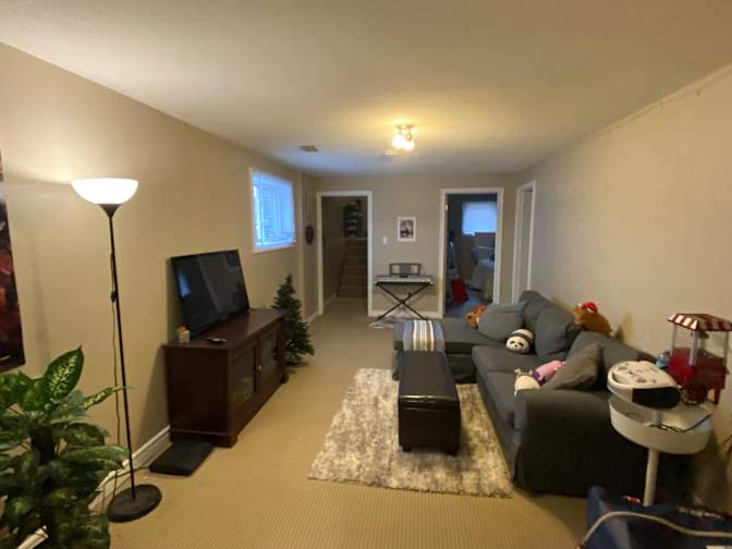 Thorold, ON's room