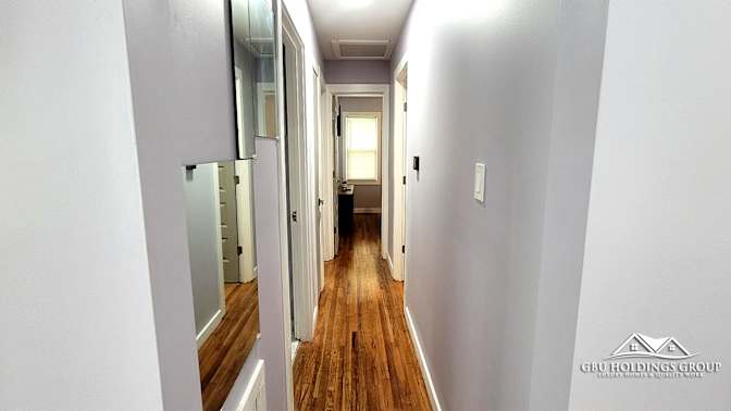 GBU Holdings Group's room
