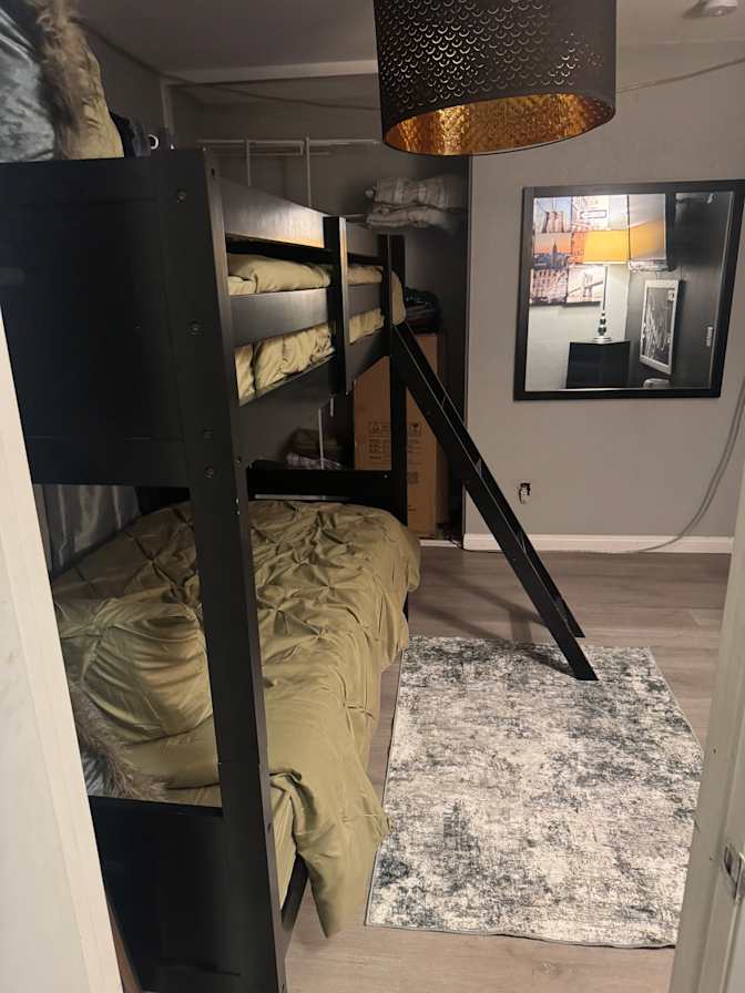 Heavenly's room