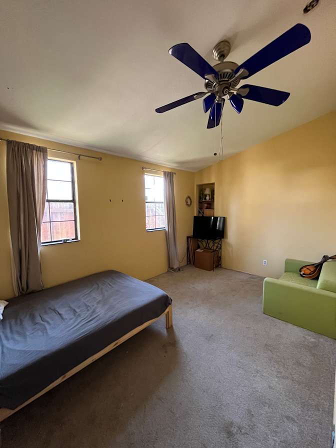 Katherine Anuszczyk's room