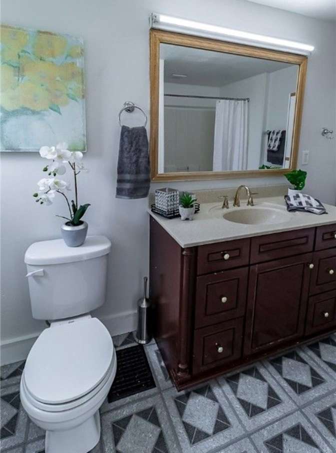 Sara's room