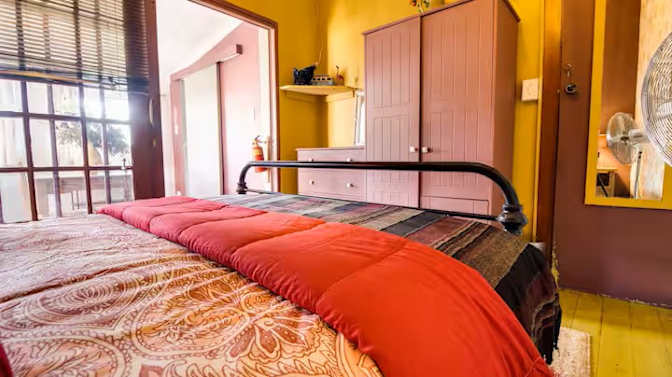 Lisa's room