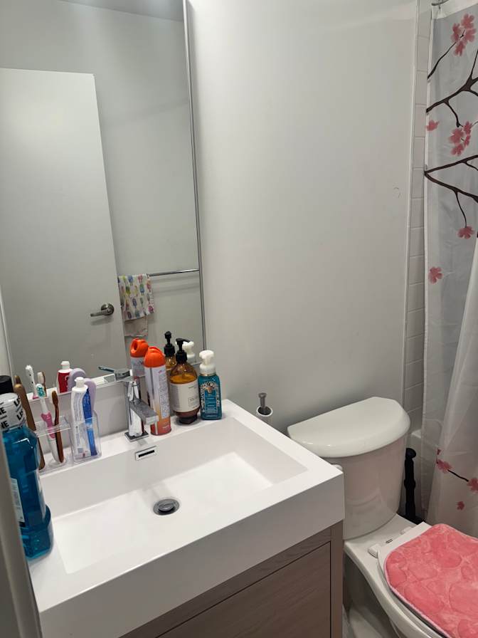 Liz's room