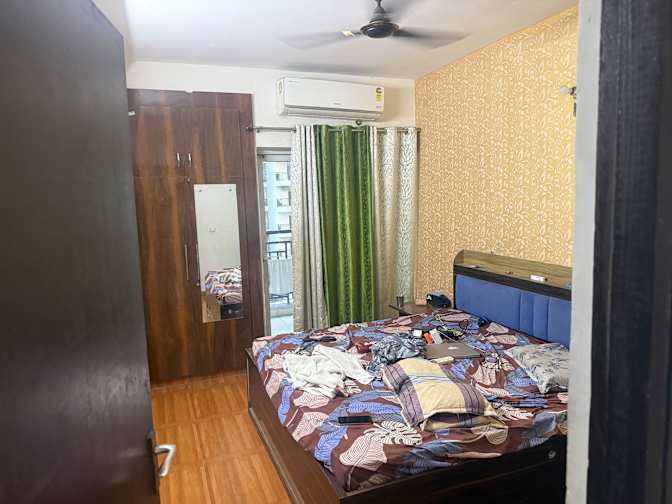 Dwij's room