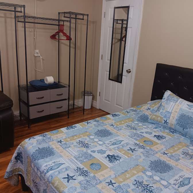 Erik's room