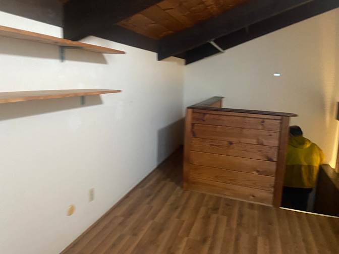 Canela's room