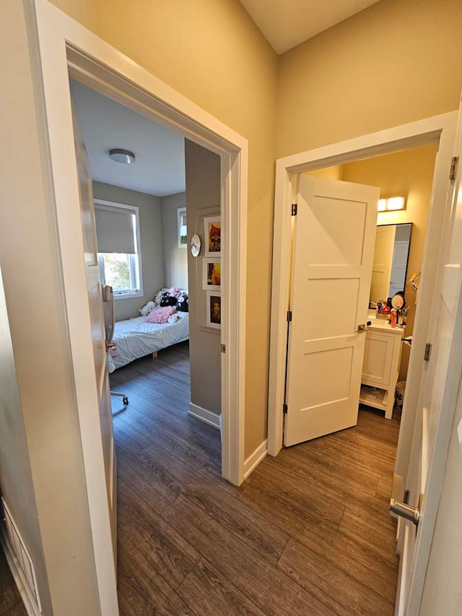 Alicia's room
