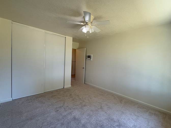 Mariel V's room