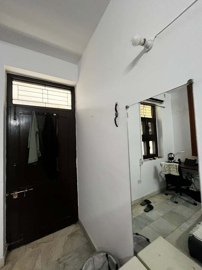 Pranshit's room