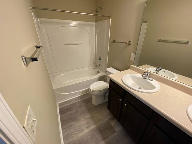 Alcove Rooms's room