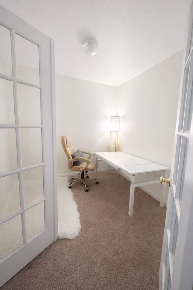 Hannah's room