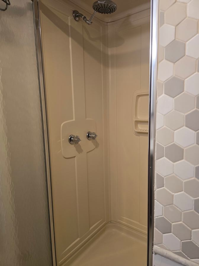 Jailow's room