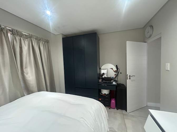 Sinovuyo's room