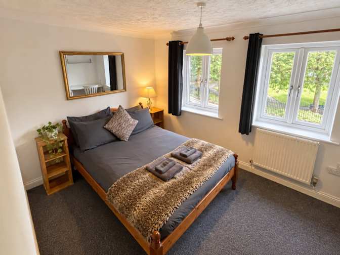 Lynda Kate Savill's room