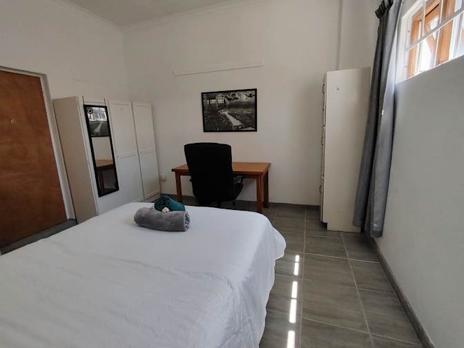 Caroline's room