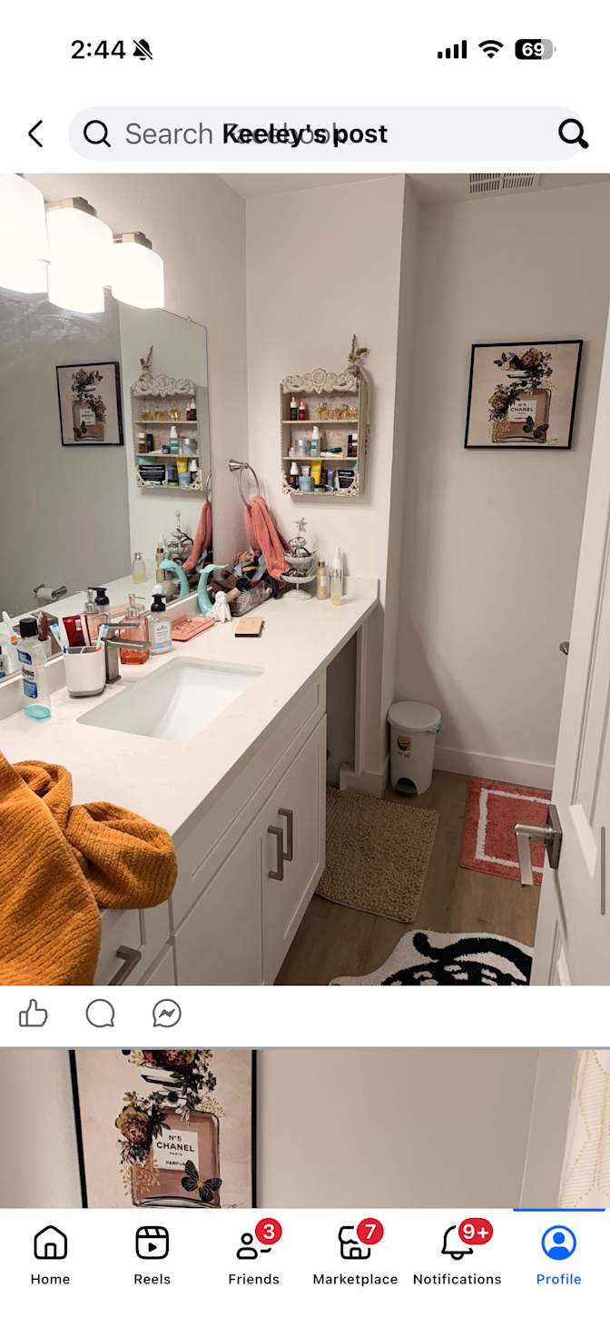 Keeley Harris's room