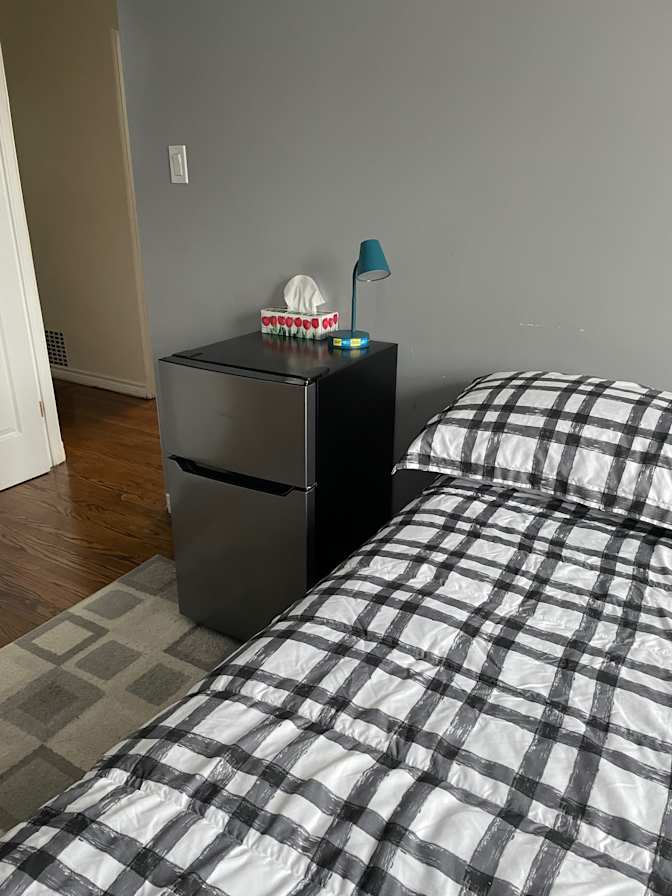 Furnished Private Room's room