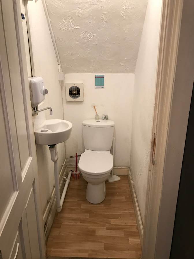 SavvaLET's room